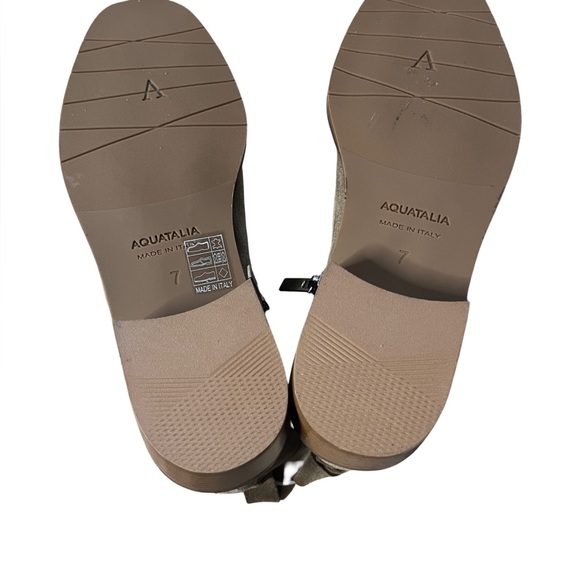 NWOB Aquatalia Carmie Weatherproof Suede Chelsea Booties Light Taupe Gray 7 Chic - Picture 14 of 15